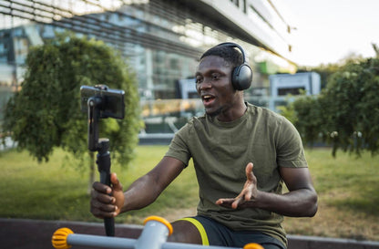 VOLTSTEADY™ 3-AXIS SMART GIMBAL