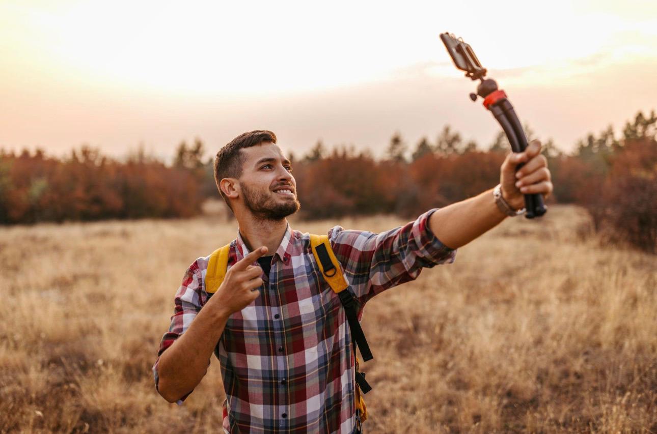 VOLTSTEADY™ 3-AXIS SMART GIMBAL